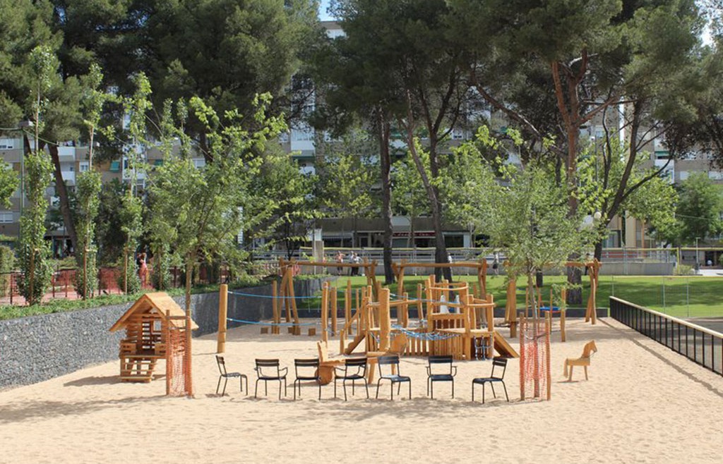 Parque infantil (Badia del Vallès)